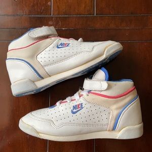 Vintage Nike kids shoes